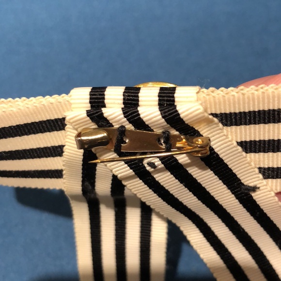 Brooch - Picture 3 of 6